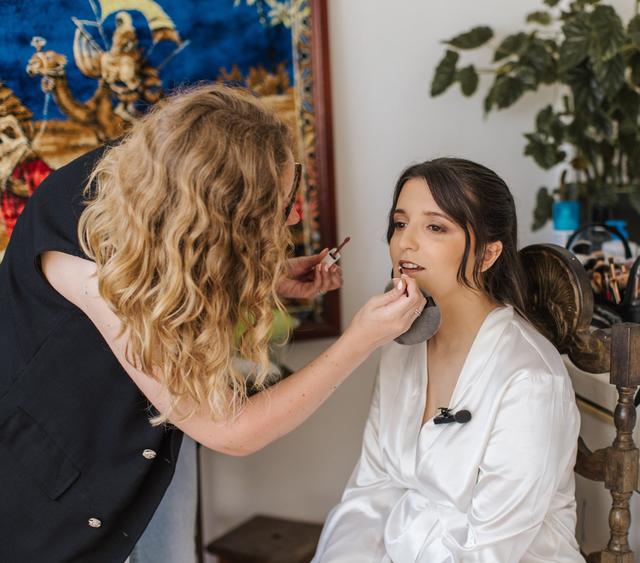 Joana G. - Pro Make Up - 1