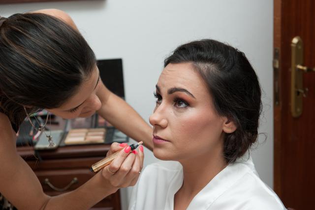 Carolina Andrade - Makeup Artist - 1