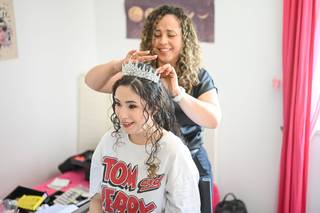 Hevelin Page Makeup & Hairstylist - 8