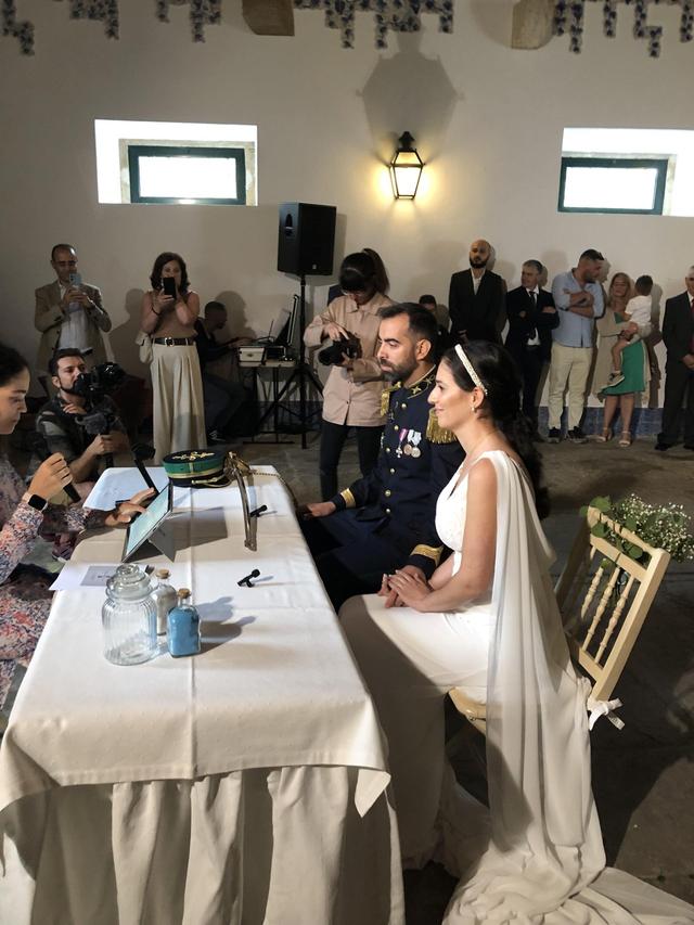 I Pronounce You Weddings - 4