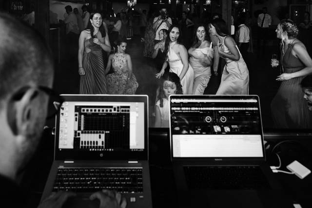 NR85 - Wedding & Events 5