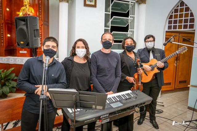 Dona Música - 4