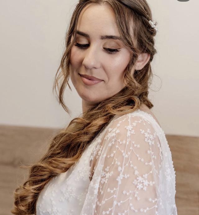 Ariana Nalha - Make Up - 2