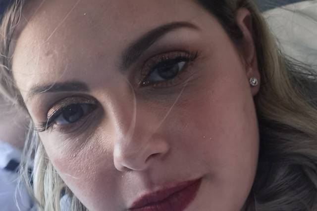 Carolina F Beauty Expert 4