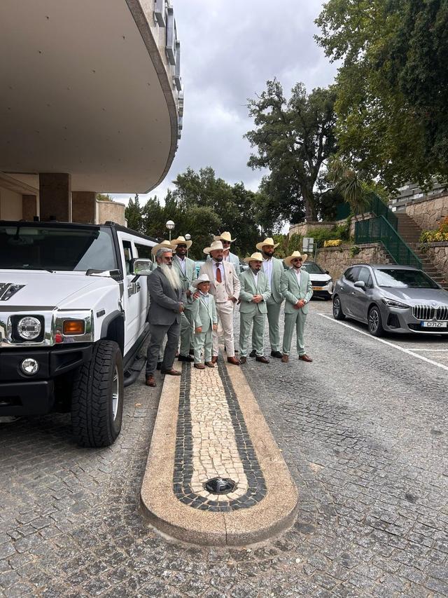 Upper Class - Serviços de Limousines e Clássicos - 2