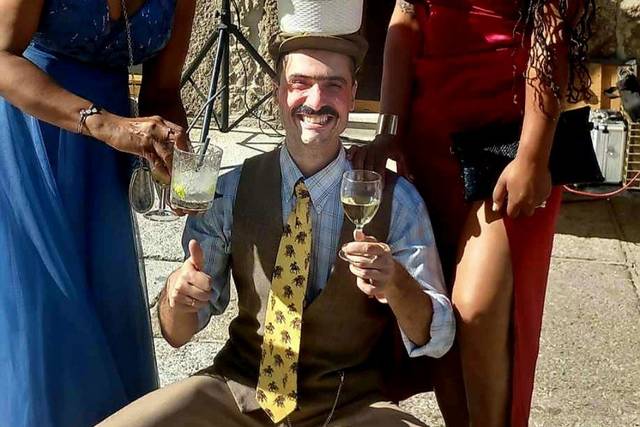 Zé Laustibia Party Entertainer 4