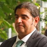 José