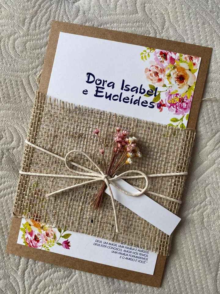 Uma pitada de cor.... nos convites! 🌈 - 1