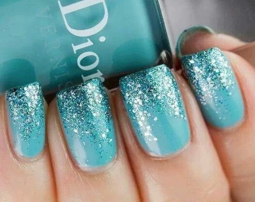 Unhas azuis