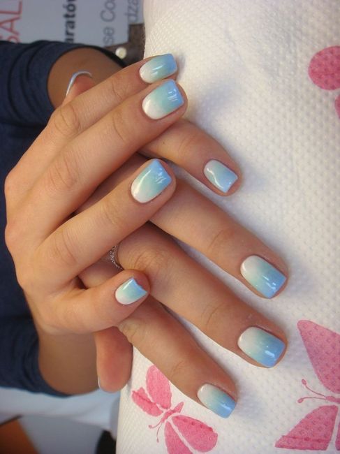 Unhas azuis