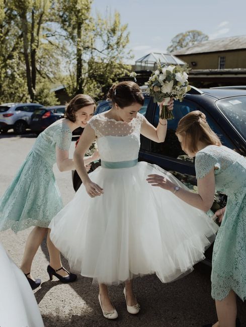 O Arco-íris invade a Comunidade 🌈 Inspirações com Verde-água para Vestidos de Noiva 3