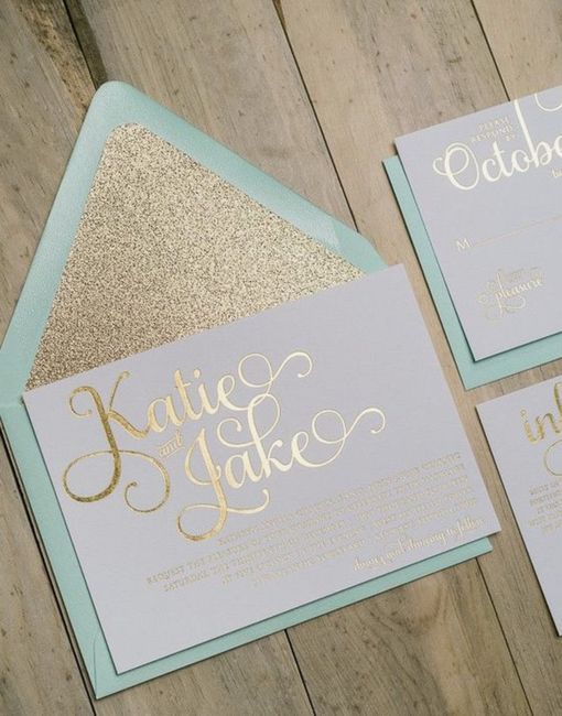 O Arco-íris invade a Comunidade 🌈 Inspirações com Verde-água para Convites 6