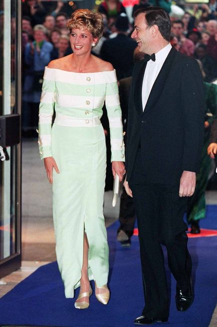 O Arco-íris invade a Comunidade 🌈 Inspirações com Verde-água na Família Real Inglesa 👑🇬🇧 12