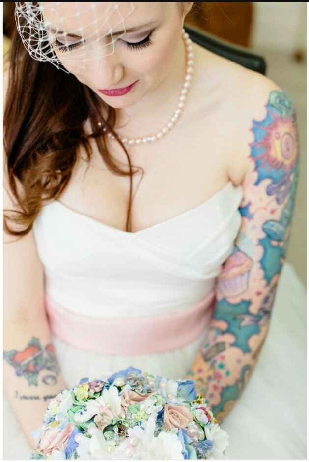 Noivas tatuadas rosa e não só - 13