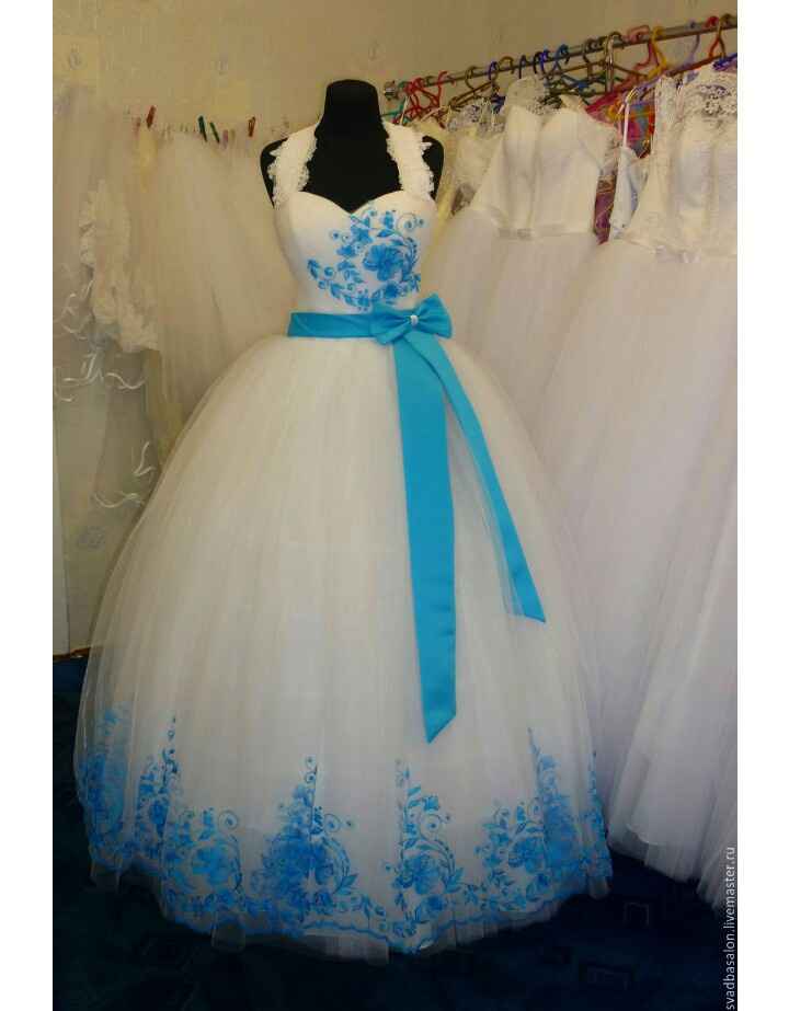 Mês de abril - Vestidos de noiva com promenores azuis - 6