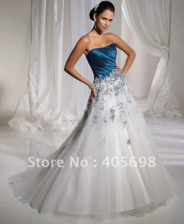 Mês de abril - Vestidos de noiva com promenores azuis - 7