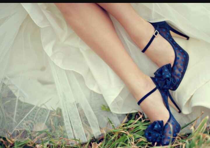 Mês de abril - sapatos azuis para noiva - 10