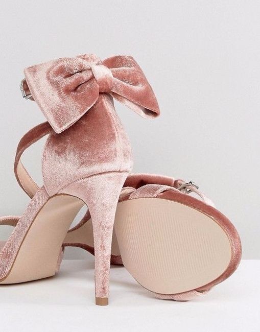 os sapatos