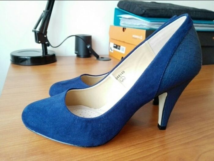 Mês de abril - sapatos azuis para noiva - 2