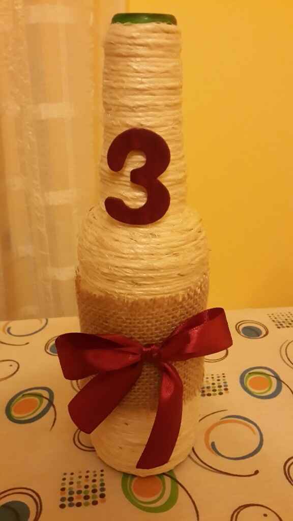 Garrafas para marcar o numero da mesa - 1