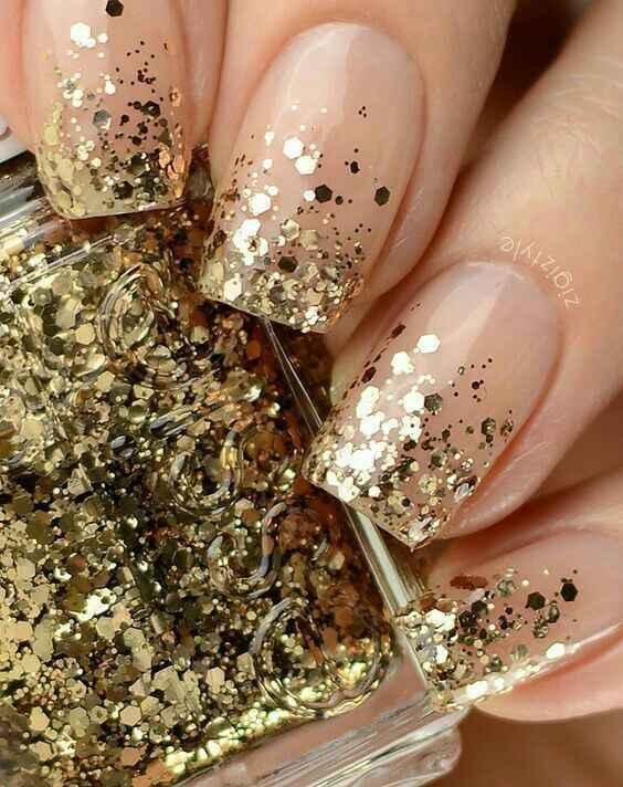 Desafio das Cores - Azul Marinho,  Dourado e Branco - Unhas - 6