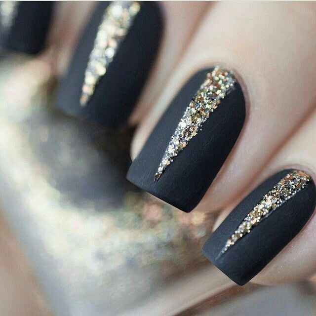 Desafio das Cores - Azul Marinho,  Dourado e Branco - Unhas - 7