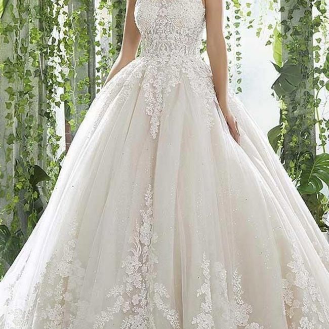 Que penteado usariam com este vestido de noiva? - 3