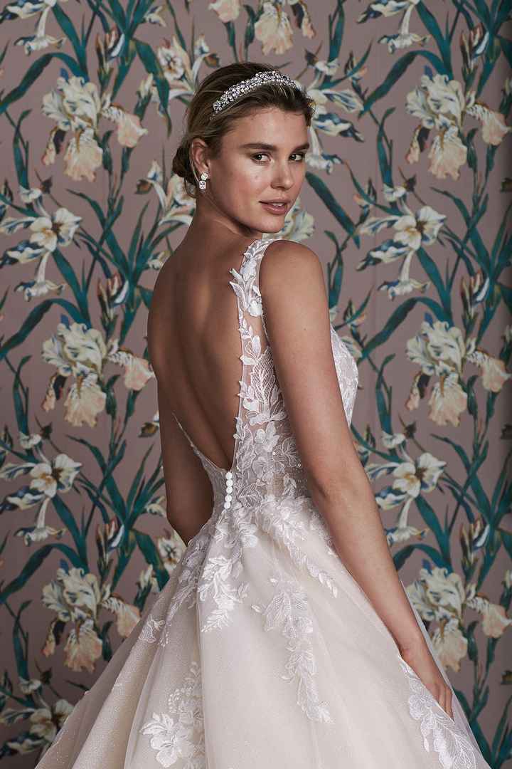 Como queres as costas do teu vestido? - 1