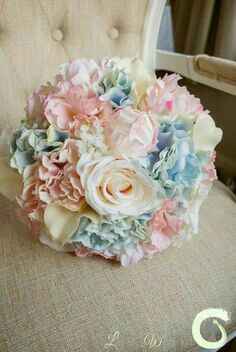 Bouquet quartzo rosa + serenity - 2