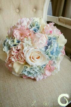 Bouquet quartzo rosa + serenity - 2