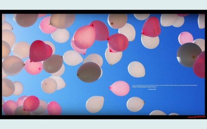 Largada de balões (rosa fuchia e verde alface), no final da Cerimónia;