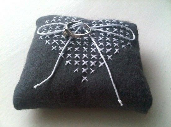 Almofada de alianças em ponto de cruz - 6