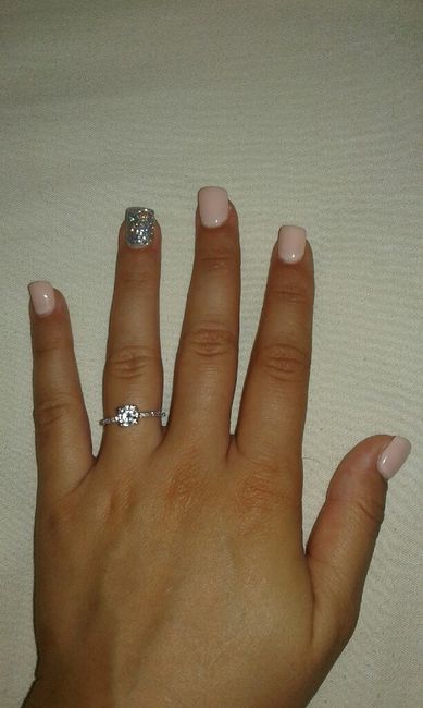 Eis o anel de noivado :) - 1