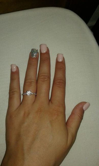 Eis o anel de noivado :) - 2