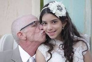 Doente terminal realiza sonho de levar filha ao altar...