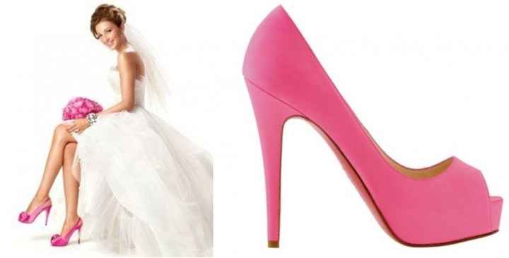 Sapatos e ramo rosa