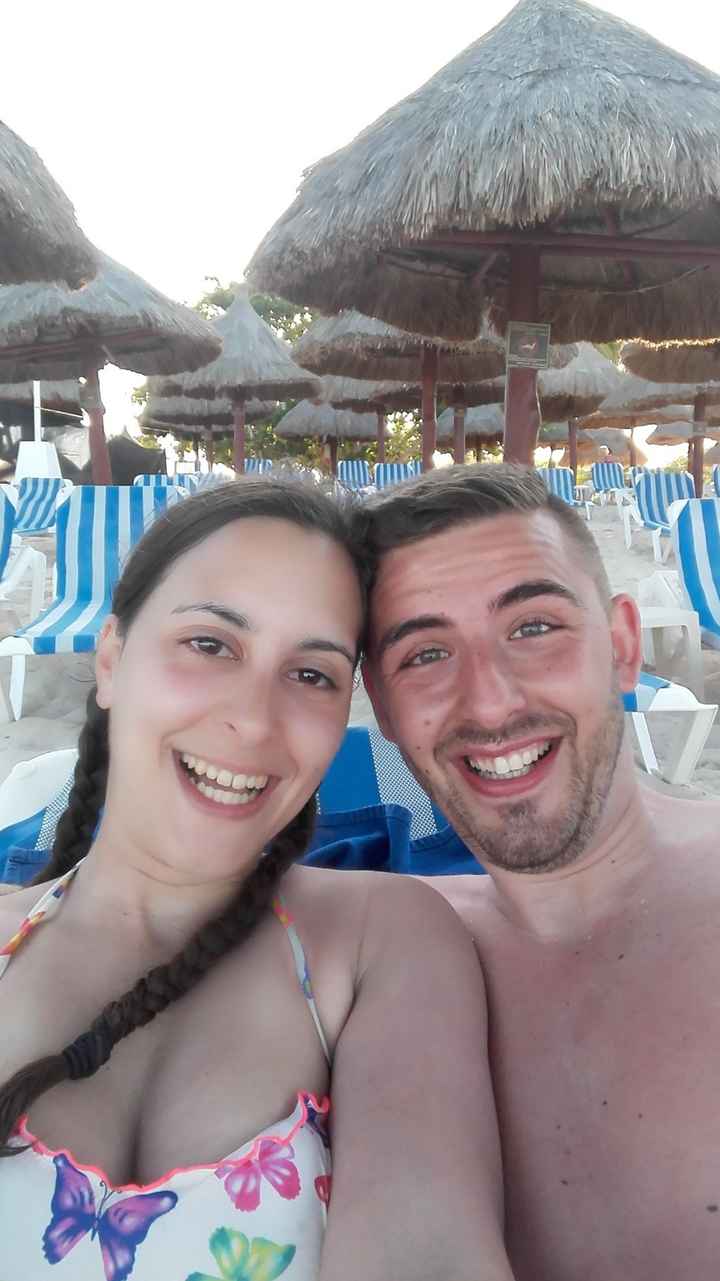 Na praia do hotel
