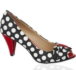 Os sapatos! :D