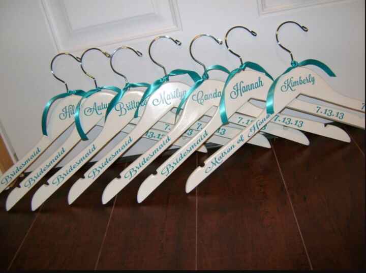 Hangers for bridesmaids - 1