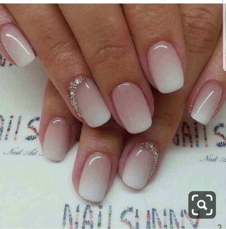 De que cor vais pintar as tuas unhas no dia C? 💅 - 4