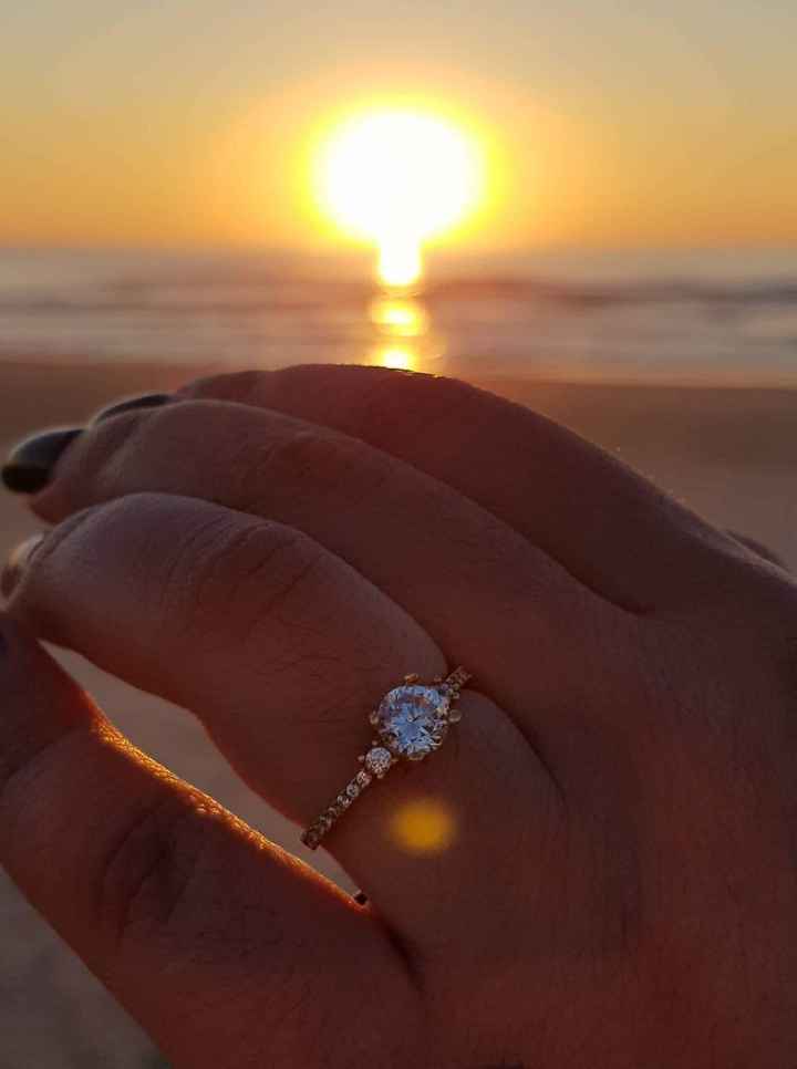 Bora partilhar o nosso anel de noivado? 💍😍 - 1
