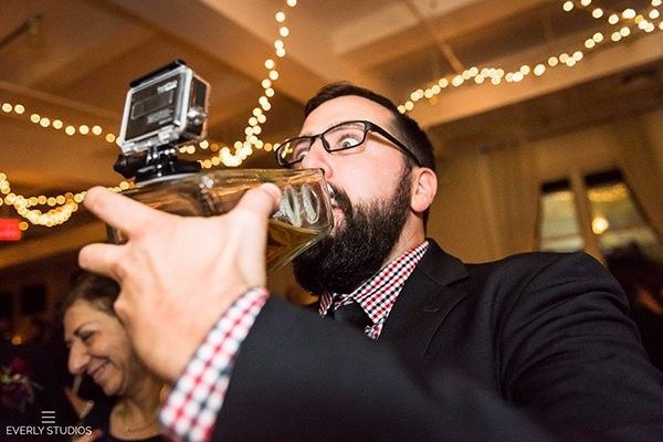 2. Instala uma GoPro para ter um video estilo "afterparty"