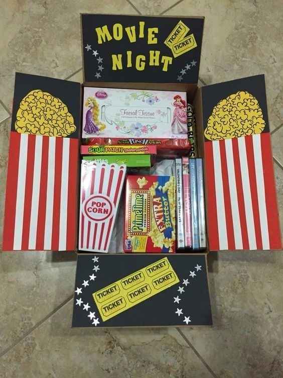 Kit para verem filmes juntos