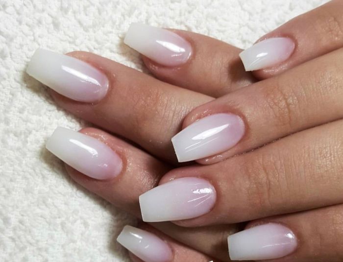 De que cor vais pintar as tuas unhas? - 1