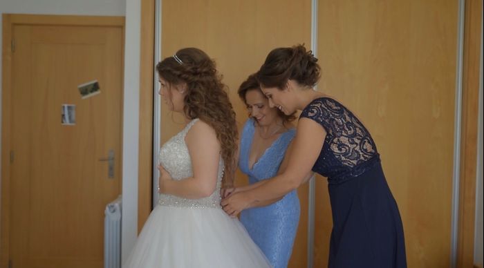 Quem ajudará a vestir-te? - 1