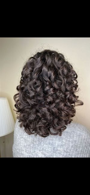 Cabelo Encaracolado: qual escolhes para o teu casamento? 💅 - 1