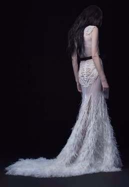 plumas Vera Wang