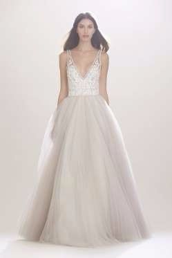 renda e perolas Vera Wang