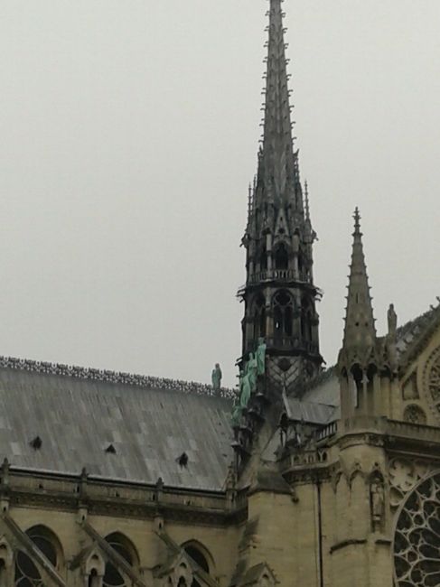Pormenor estátuas Catedral
