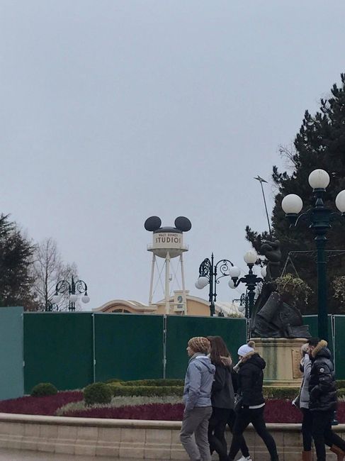 Disney 2